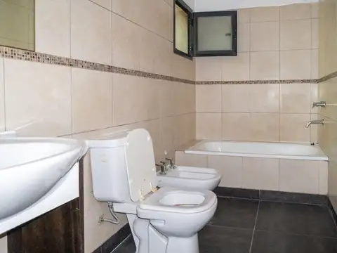 Depto Tipo Casa en Venta al Este