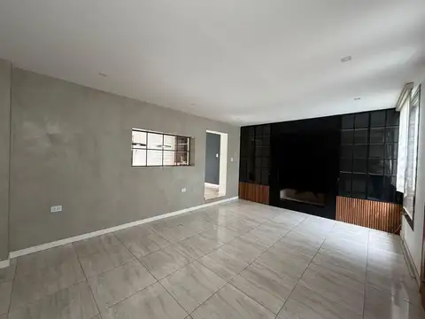 Casa en Alquiler de 4 dormitorios