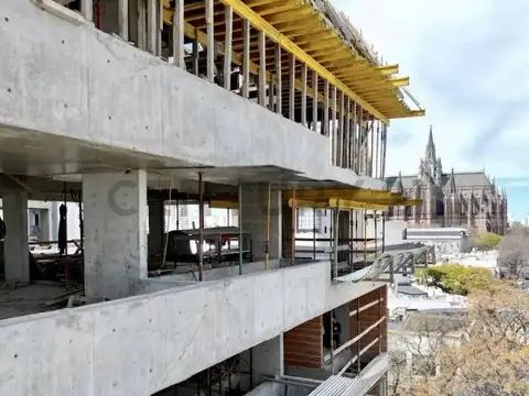 15 entre 47 y 48 , Piso 3