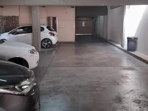 Cochera Auto o Camioneta Techada Caballito Financiada