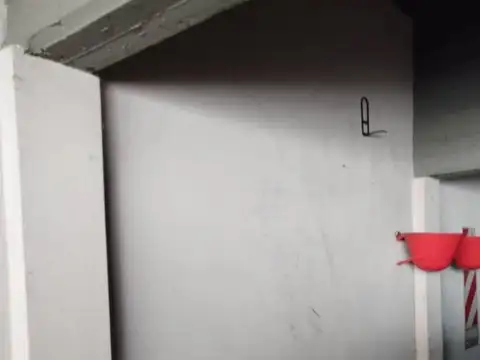 Cochera Auto o Camioneta Techada Caballito Financiada