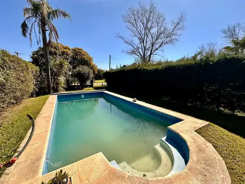 Casa Fin de Semana, Pueblo Esther. Piscina. 2 dormitorios. Apta Credito