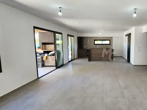 Casa en Venta en Pilar del Este - Santa Emilia, USD 180.000