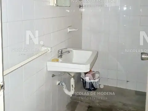 Local en Venta en Península, USD 100.000