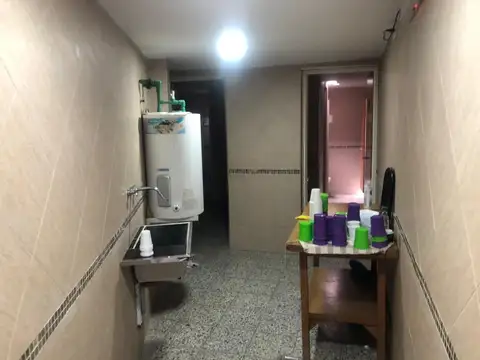 Edificio - Venta - Argentina, La Matanza - PIEDRABUENA 6300