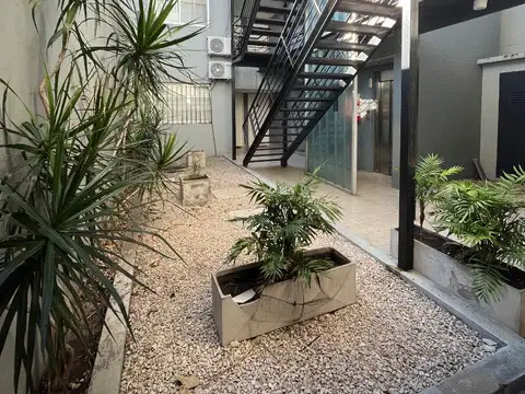 Darregueira 500, Piso 1