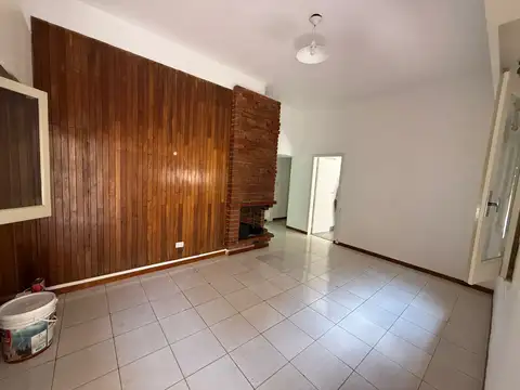 Depto Tipo Casa en Alquiler de 3 ambientes