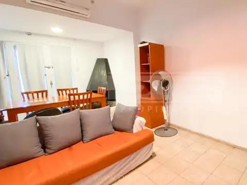 Depto Tipo Casa 4 ambientes con 1 baño