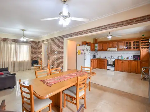 Casa en venta 3 dormitorios Villa Elvira