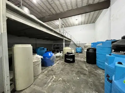 Galpon en Venta en Tablada, USD 210.000