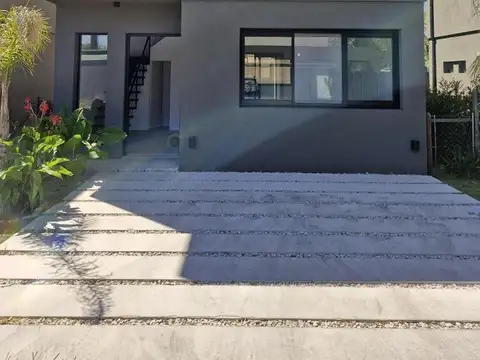 Casa en Venta en Condominio de 4 ambientes en Pacheco/ Tigre