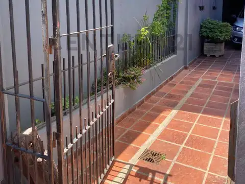 518 e/ 9 y 10 1400, Piso 0