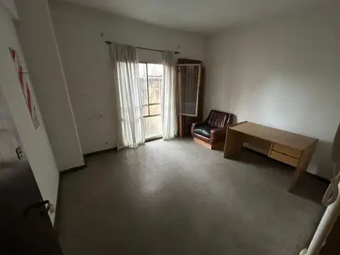 Oficina en Venta 25 años