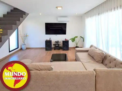 VENTA DE CASA 5 AMBIENTES EN PILAR