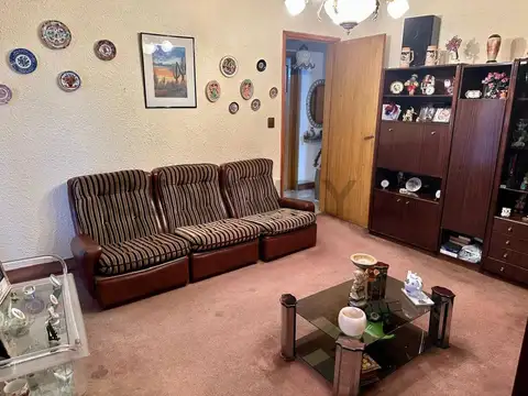 Casa en Venta en Moron Sur, USD 118.000