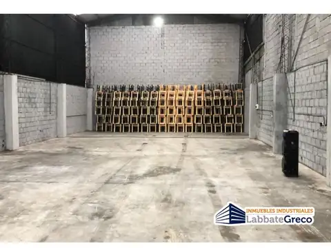 Galpon en Venta 46,25  mts Fondo