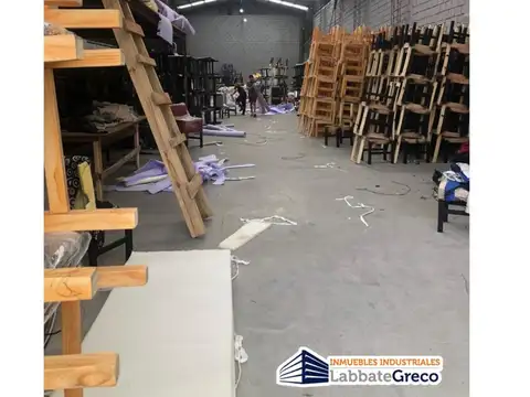 Galpon en Venta en Loma Hermosa, USD 172.000