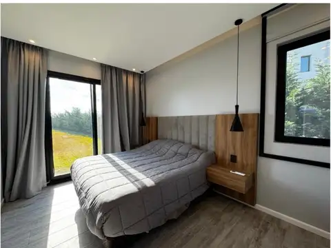 Casa en Alquiler de 4 dormitorios