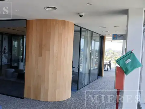 Oficinas de 346 m2 en  alquiler totalmente equipadas en Panamericana Y Gral. Paz