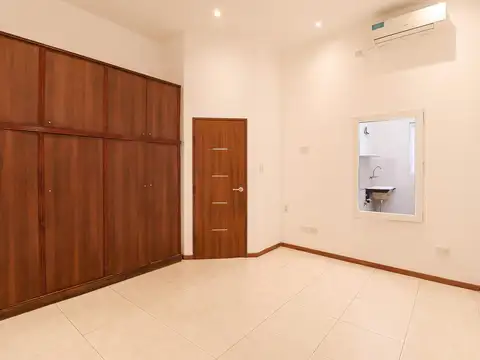 Depto Tipo Casa en Venta en Almagro, USD 135.000