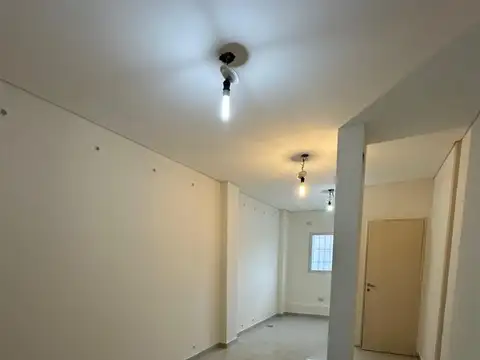 Local en Alquiler en San Miguel De Tucuman, $ 350.000