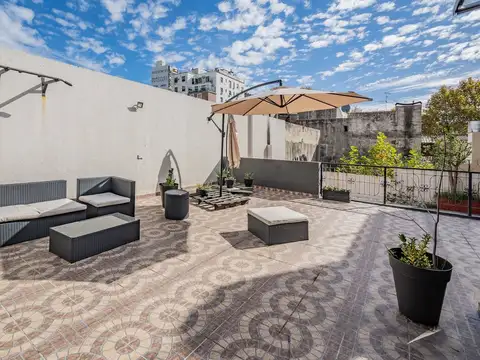 Pasaje Monseñor Ayrolo 100