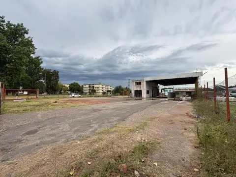 Depósito en Alquiler en Campana (Yaqueme 1350)