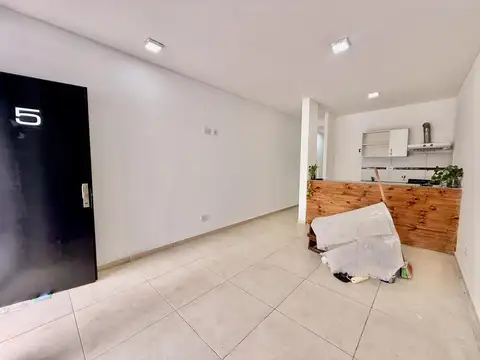 Departamento en Alquiler en Castelar Norte, $ 600.000