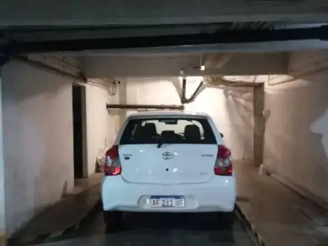 Cochera zona de alta demanda de estacionamiento San Isid