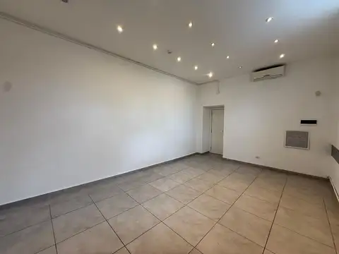 AV INDEPENDENCIA al 3100