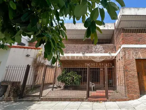 Venta Casa 5 ambientes en Haedo