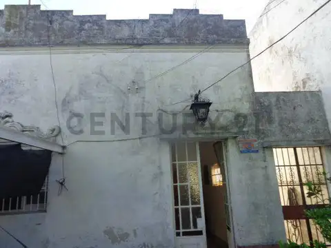 18 Entre 63 y 64 , Piso 0