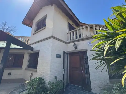 Venta muy linda casa en Bella Vista