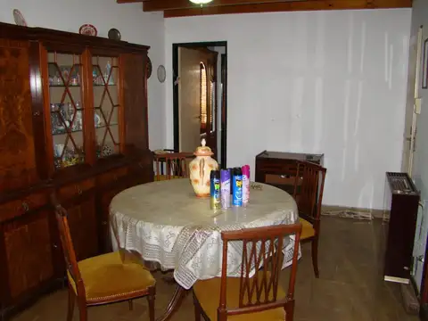 Ameghino  e/ Ratti y Las Heras