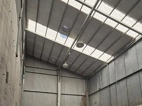 Galpon/Depósito - Alquiler - Florencio Varela