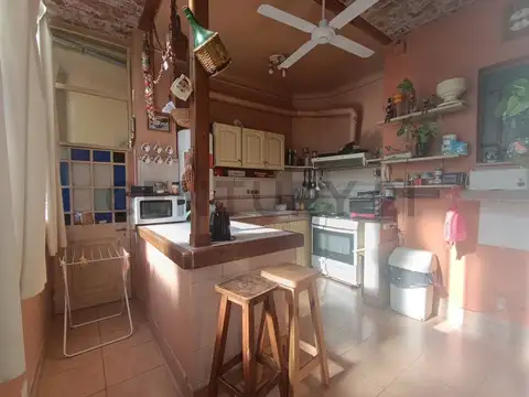 Hipólito Yrigoyen 900, Piso 4