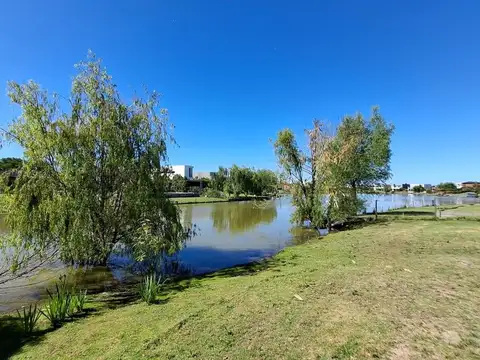 Terreno en Venta de 841,0 m2