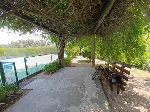 Casa en Venta con 5 cocheras