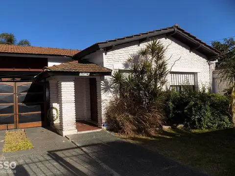 CHALET 5 AMBIENTES – PQUE. JOHNSTON