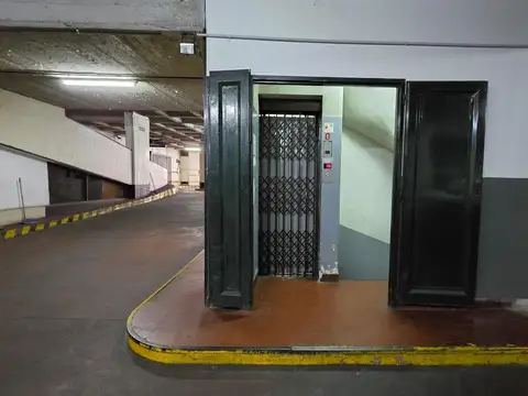 MARCELO T. DE ALVEAR al 1200 2°