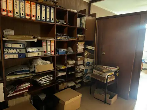 Oficina 3 ambientes con 1 baño