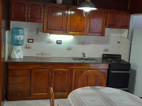 2 DUPLEX + GARAGE SOBRE LOTE DE 10 X 40 MTS. - VENTA EN BLOCK  