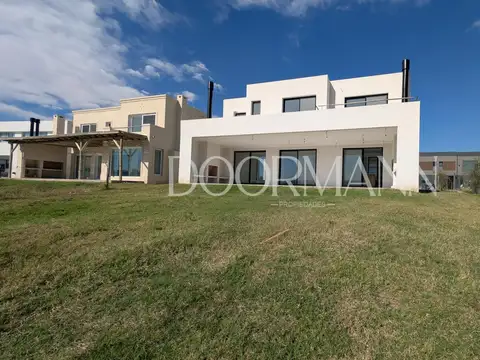 Casa en Venta en Villanueva, USD 553.000