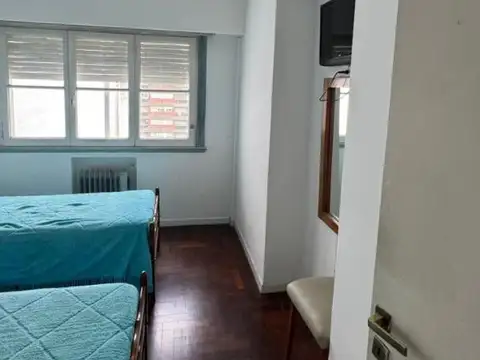 Av Colón 2200, Piso 9