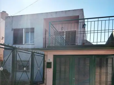Depto Tipo Casa en Venta de 3 ambientes