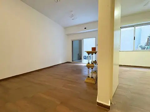 Depto Tipo Casa 2 ambientes con 1 baño
