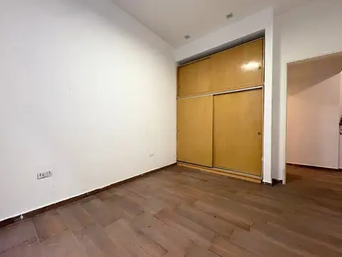 Depto Tipo Casa en Venta 66 años