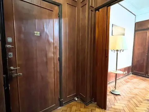 Oficina en Venta 56 años