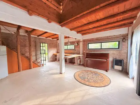 Casa 2 ambientes con 1 baño