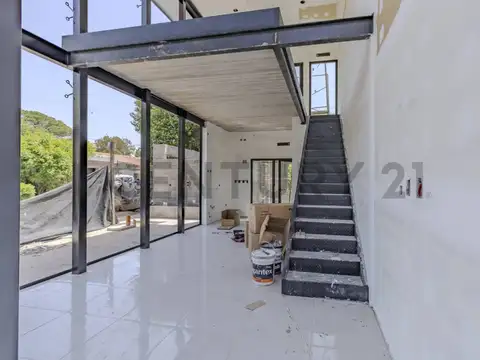 Local en Venta en Manuel B Gonnet, USD 105.000